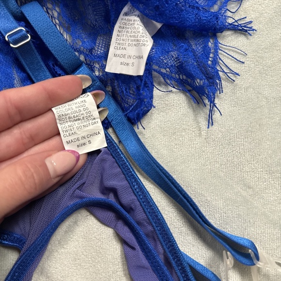 SOLD ‼️ - Picture 3 of 4